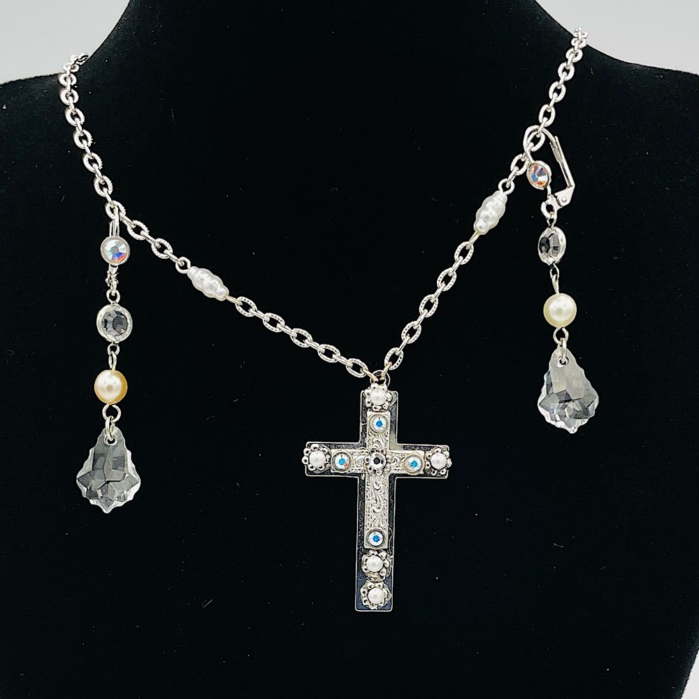 Belladonna jewelry set.Made in Canada
